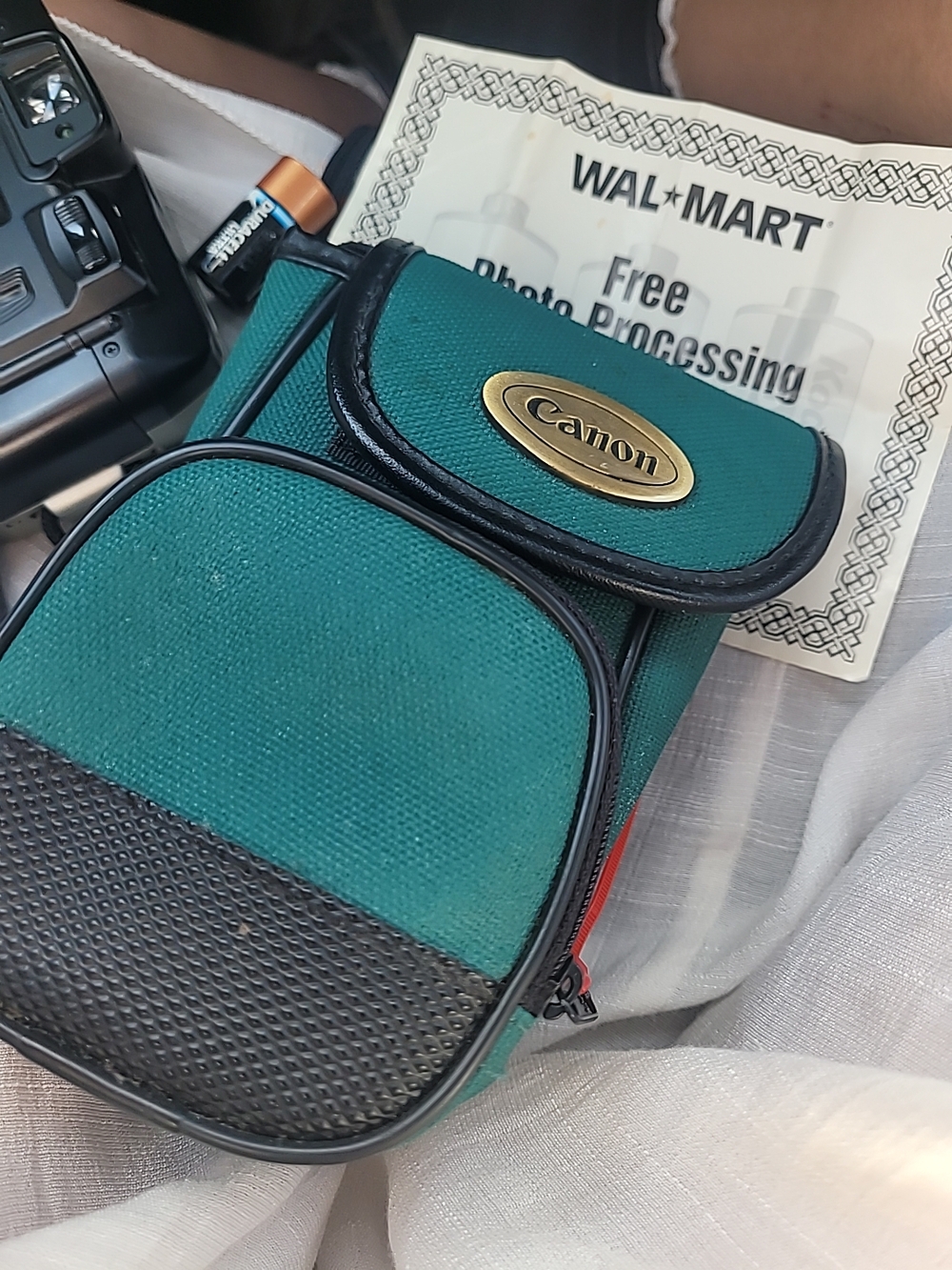 Canon Camera Sure Shot 60 Zoom Shot 35mm Point & Shoot Film W/ Case Works Great! - Picture 10 of 10